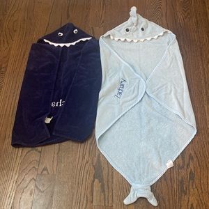 Pottery Barn Kids Zachary towels - Baby/child size